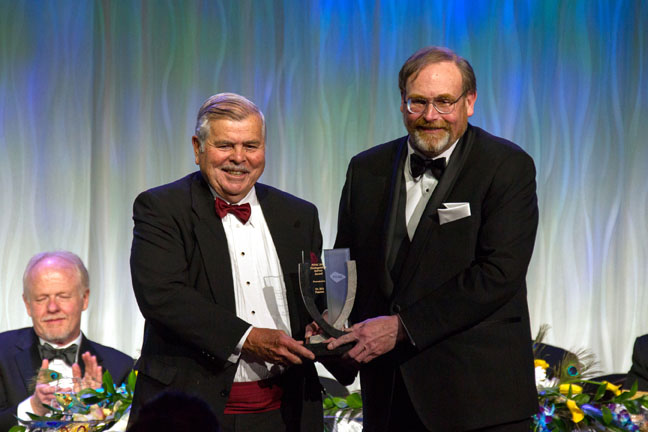 Distinguished Service Award, Bill Pearson